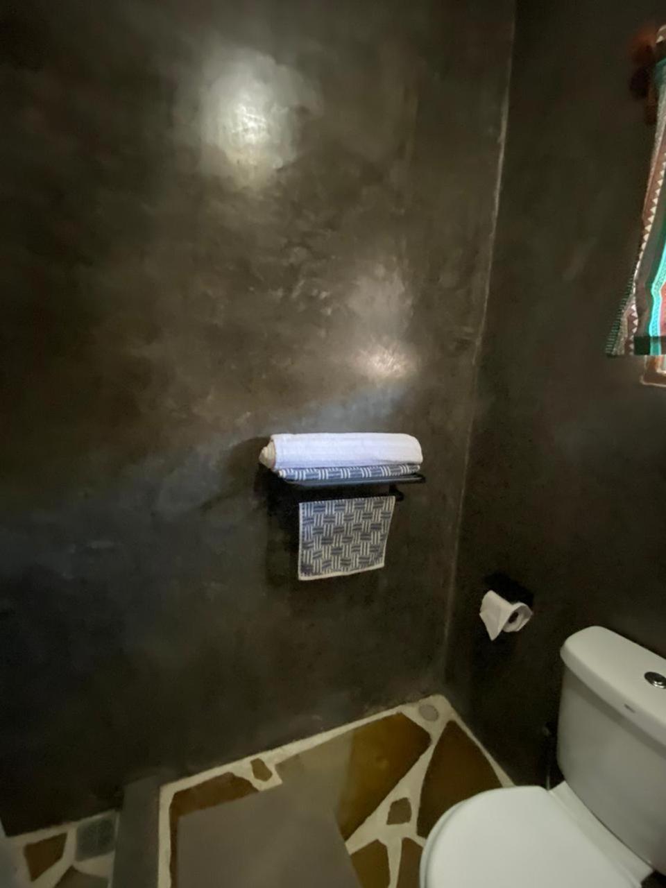 Red Land House Bed and Breakfast Watamu Buitenkant foto