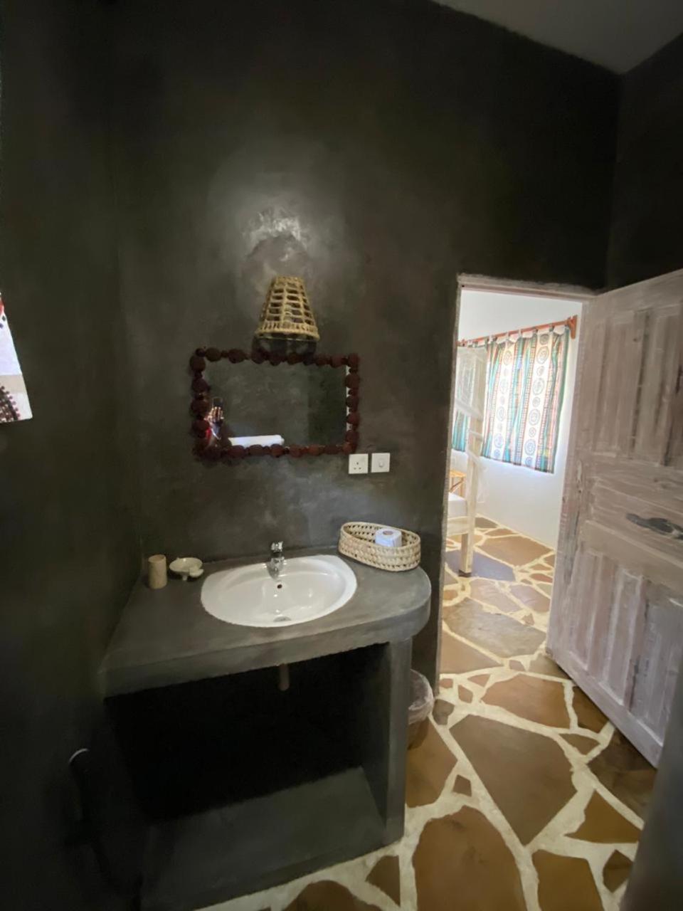 Red Land House Bed and Breakfast Watamu Buitenkant foto